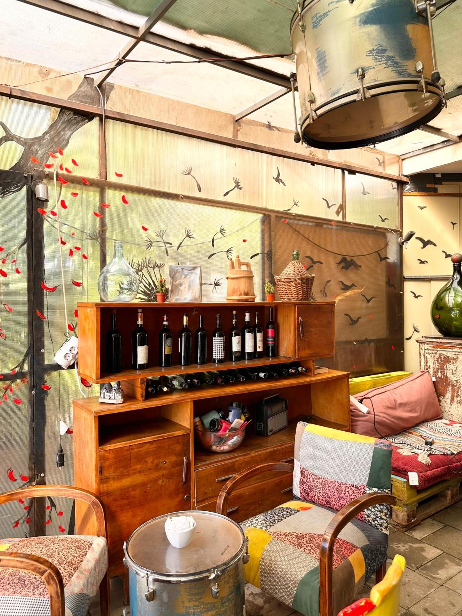 Divina Hostel Tiran Dış mekan fotoğraf